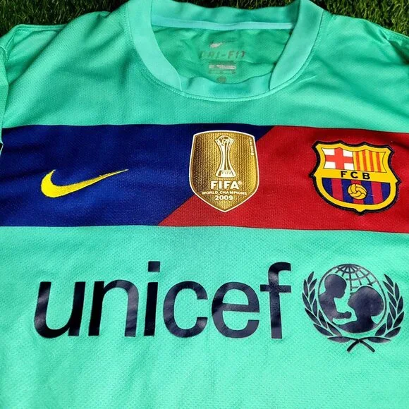 Messi Barcelona 2010 2011 Away Soccer Jersey XL SKU# 382358-310